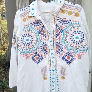 John Mark Linen Shirt with Embroidery Detail